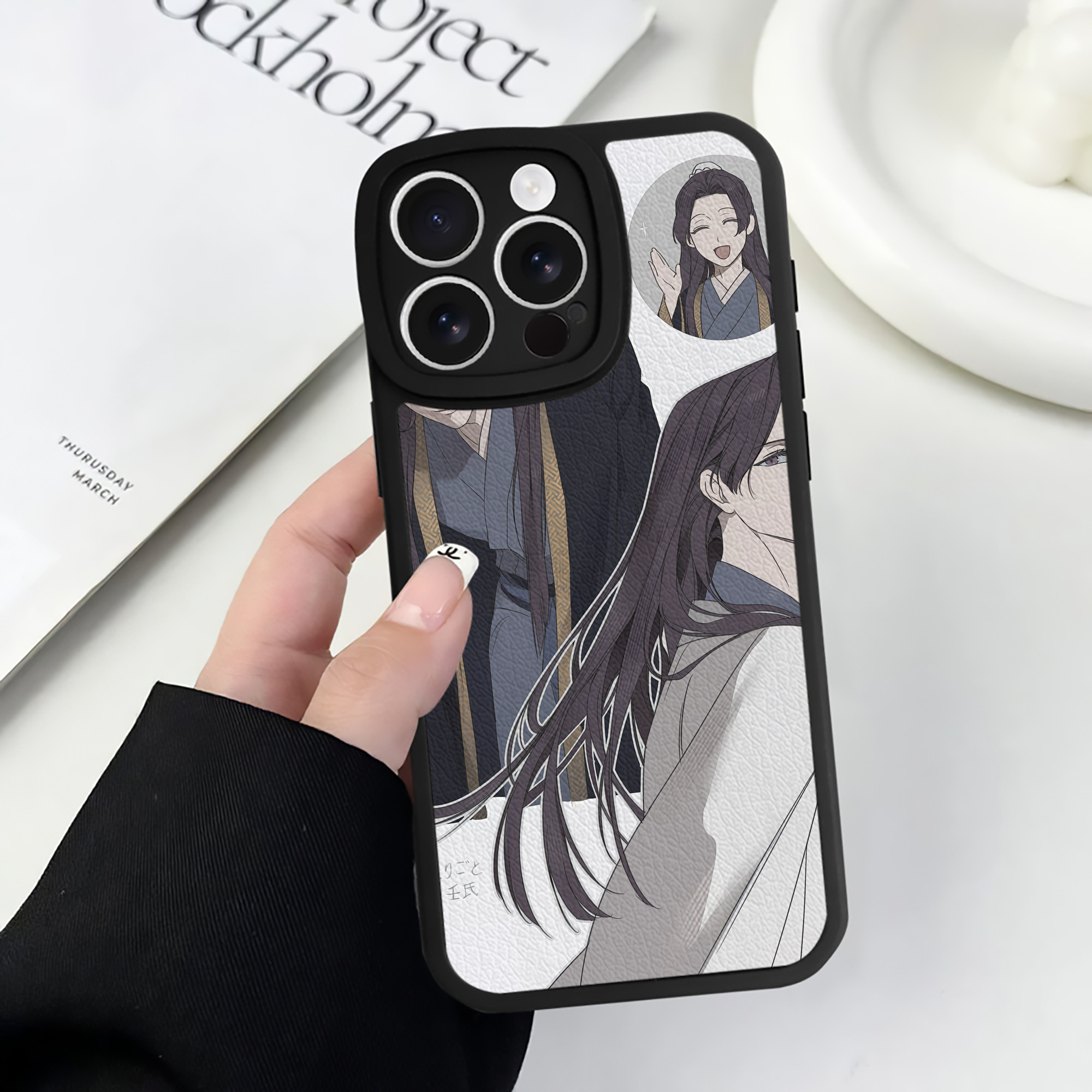 （画像用） 薬屋のひとりごと The Apothecary Diaries 【iPhone 16シリーズ対応】シリコンスマホケース（レザー調） 材質：シリコン